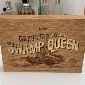 Tarte Grav3yardgirl Swamp Queen palette